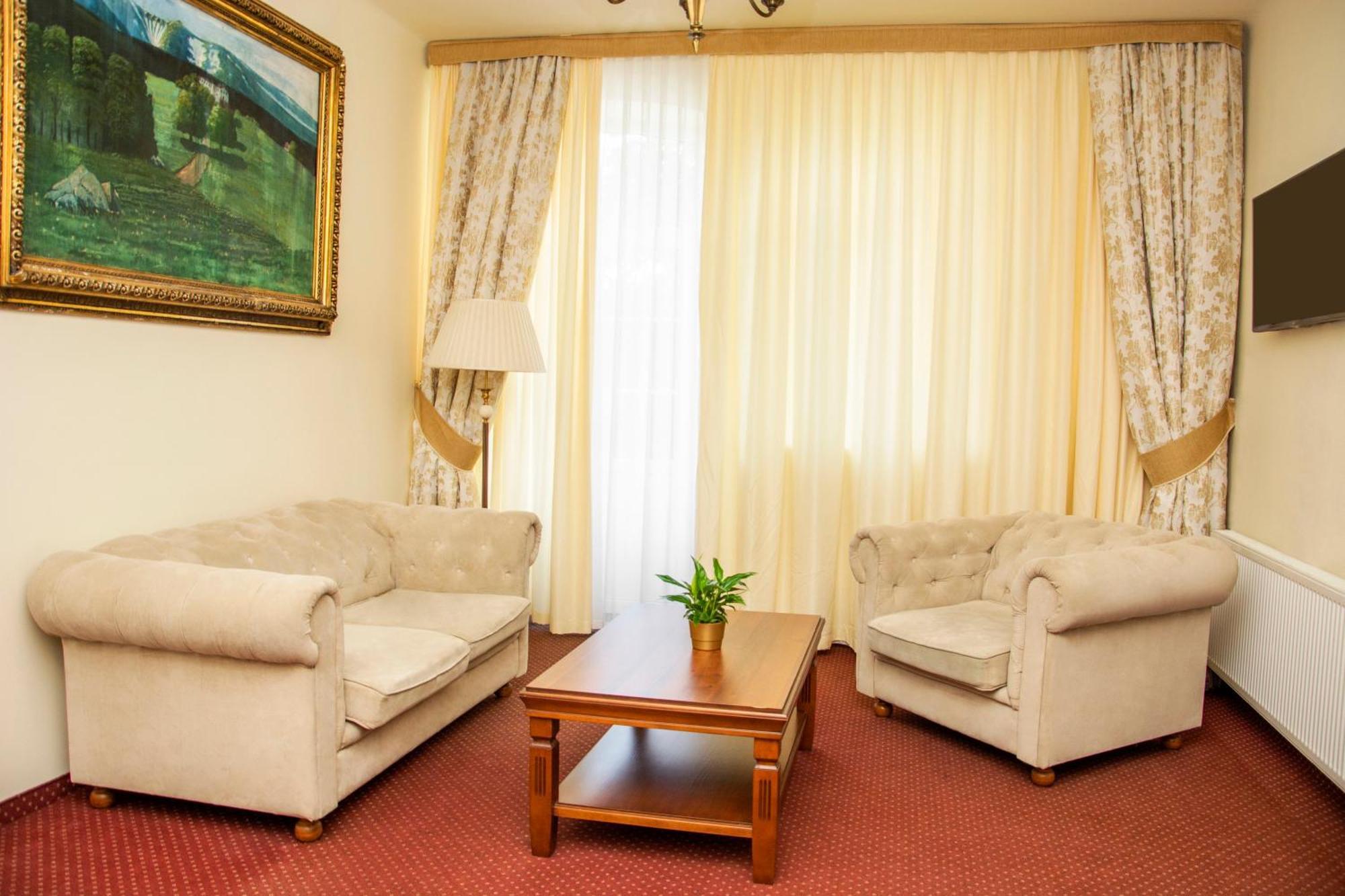Savoy Bed and Breakfast Spała Buitenkant foto