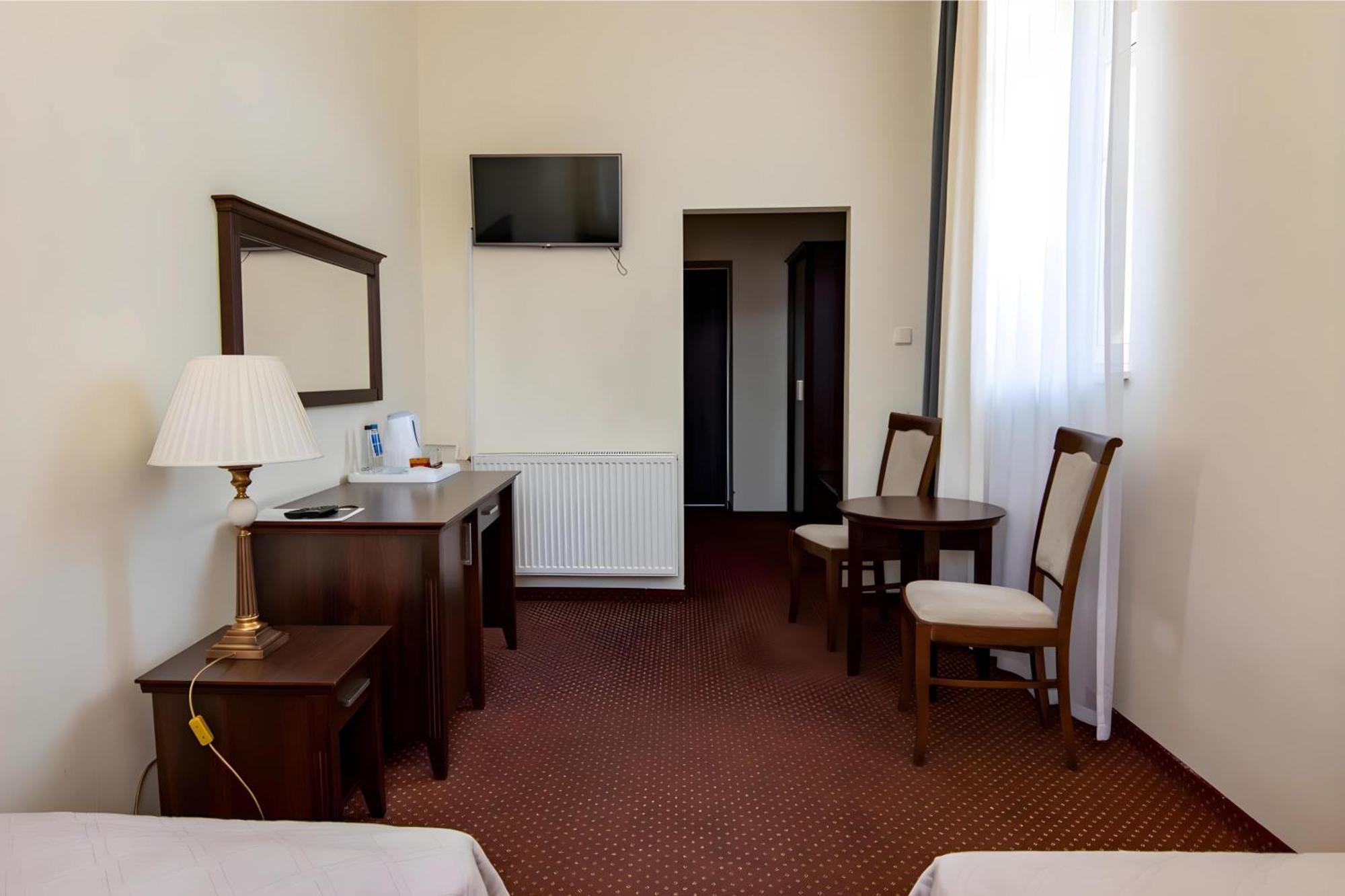Savoy Bed and Breakfast Spała Buitenkant foto